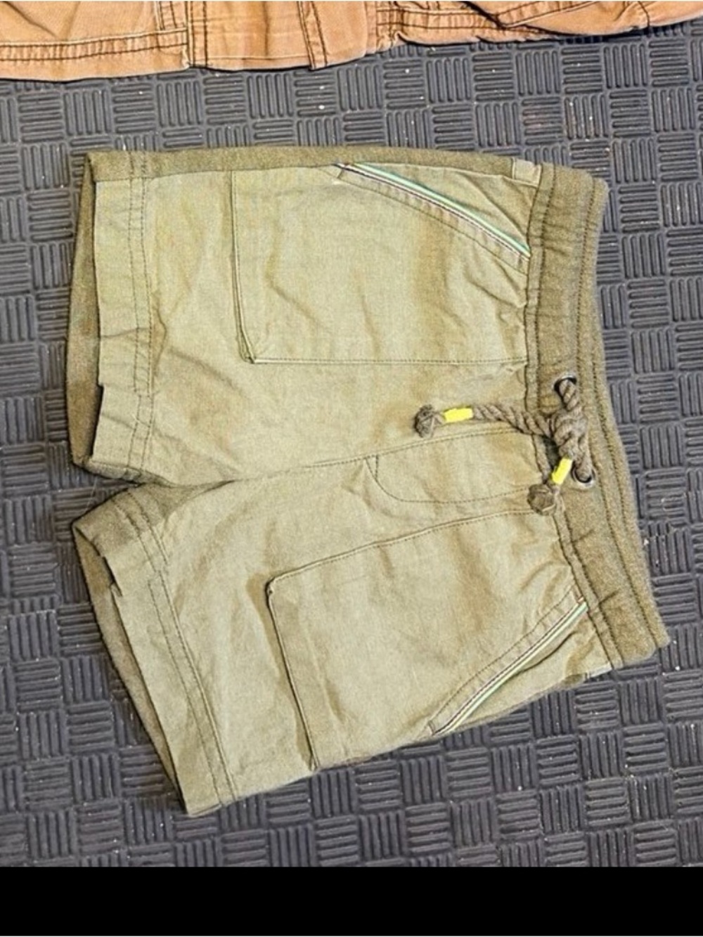 Cat & Jack Olive Green Shorts Size 18m
